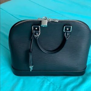 Louis Vuitton Alma Epi, PM Handbag